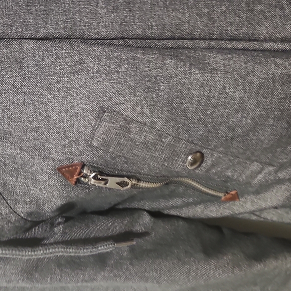 Point Zero True to This Jacket - Picture 2 of 8